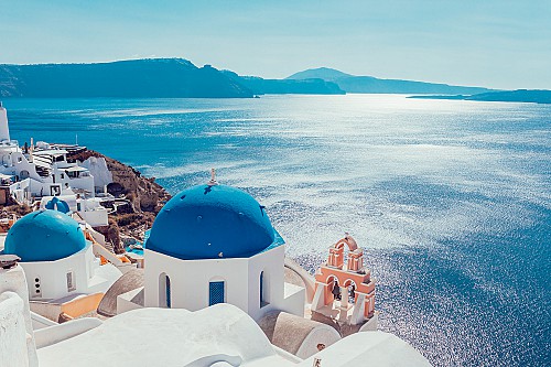 Greece restarts the permanent residency by investment program.
