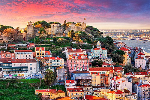 Portugal Golden Visa in Lisbon/Porto and the coast only until July!